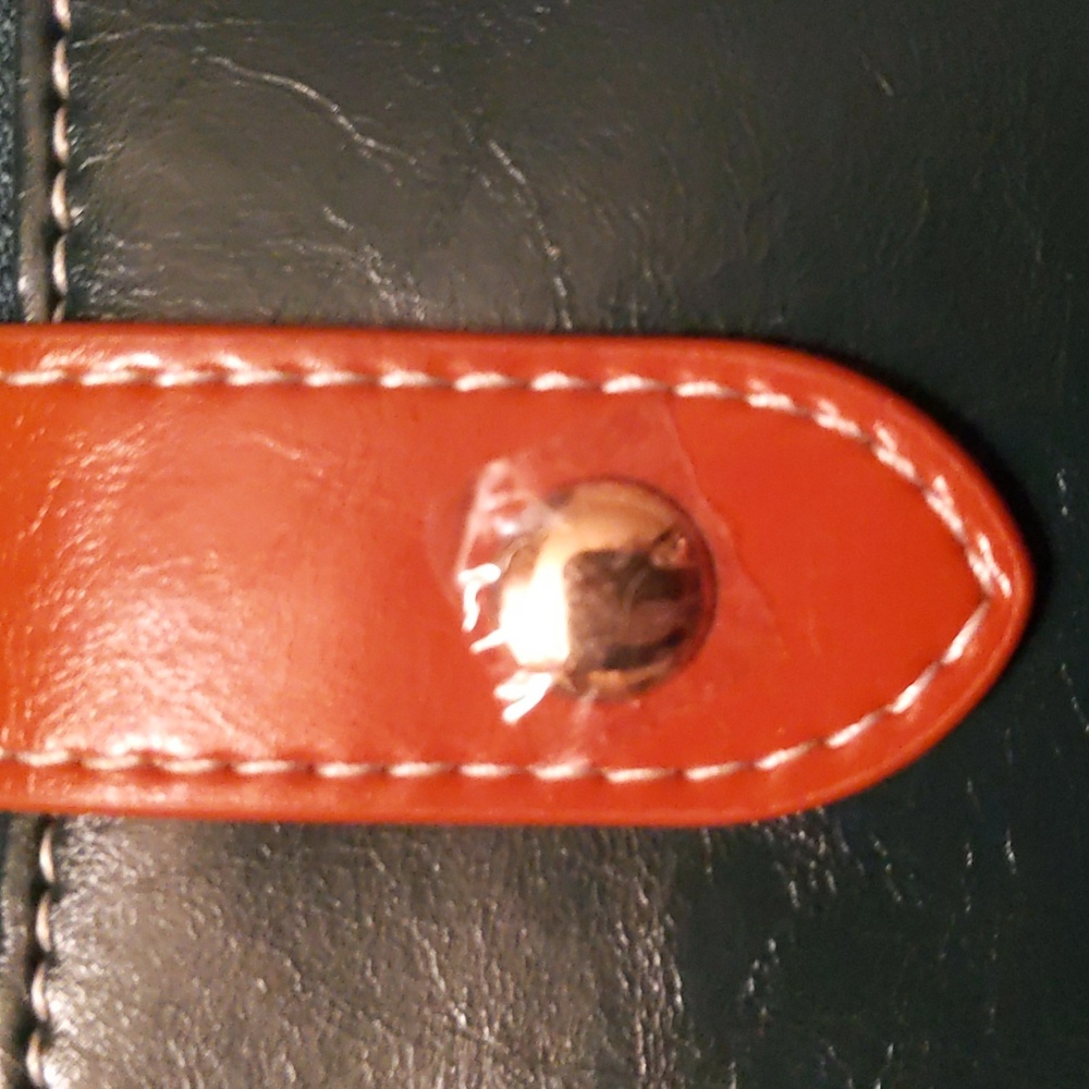 NWOT Andoilt Leather RFID block Long Wallet in Green & Brown with Gold Hardware - Picture 5 of 11